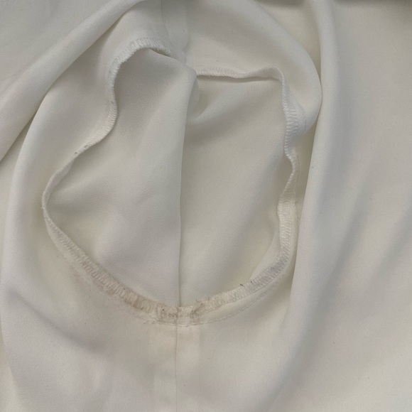Sunday Best White Cropped Blouse (Size: XXS) - Picture 12 of 13